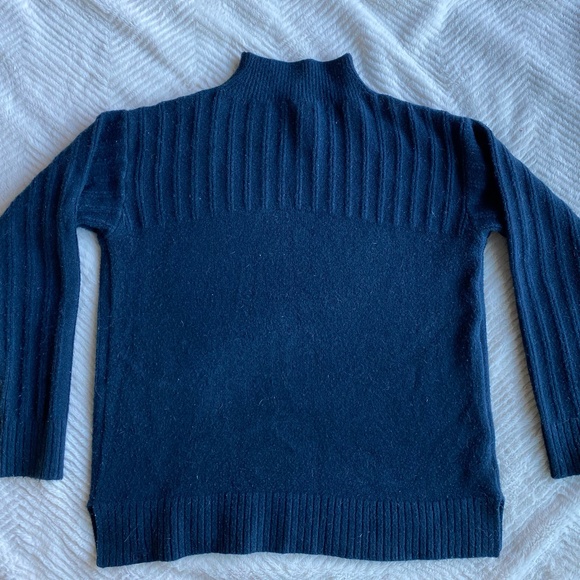 Lululemon Twin Rib Turtleneck Sweater - Picture 4 of 5